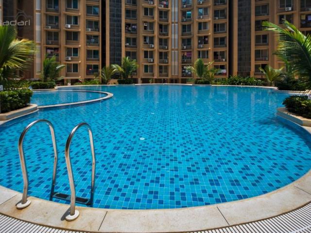 Resale | 3 BHK 1100 Sq.Ft. Apartment in Chandak 34 Park Estate