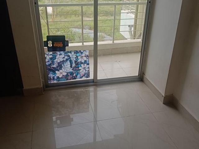 Resale | 3 BHK 1100 Sq.Ft. Apartment in Aswani Sitara