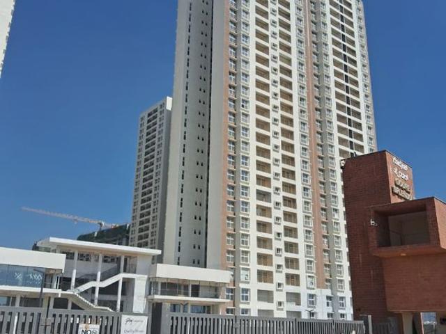 Resale | 3 BHK 1100 Sq.Ft. Apartment in Godrej Splendour