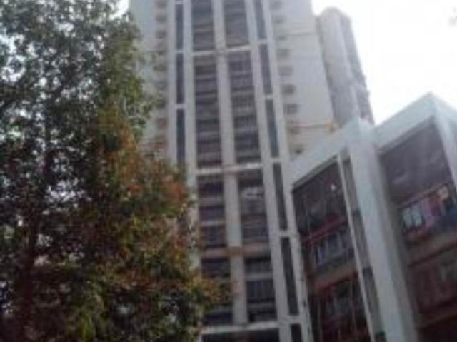 Resale | 3 BHK + 1100 Sq.Ft. Apartment in Gold Crown