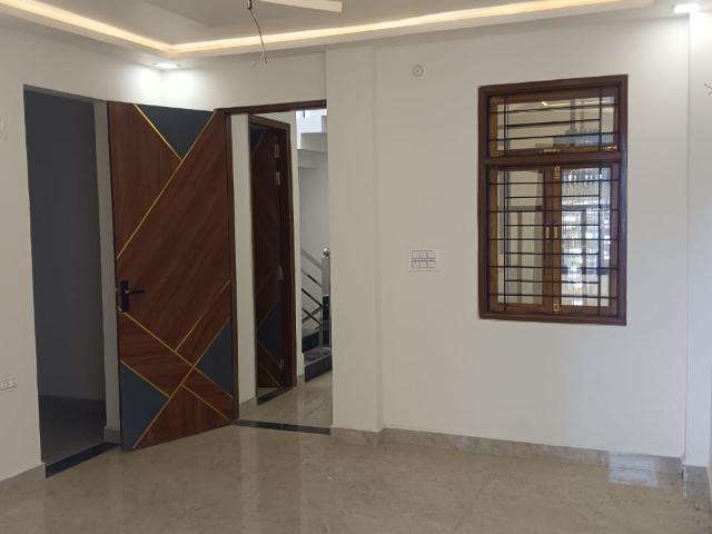 Resale | 3 BHK 1100 Sq.Ft. Independent House in Gomti Nagar