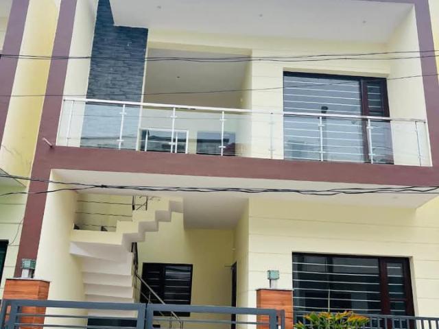 Resale | 3 BHK 110 Sq.Yd. Independent House in Rejoice Land Group