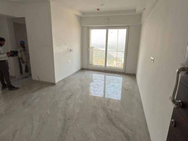 Resale | 3 BHK 1114 Sq.Ft. Apartment in Tharwani Vedant Palacia