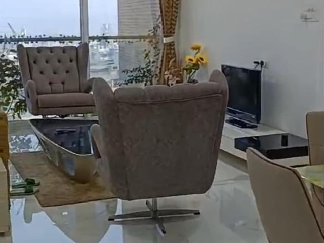 Resale | 3 BHK 1118 Sq.Ft. Apartment in RNA NG Eclat