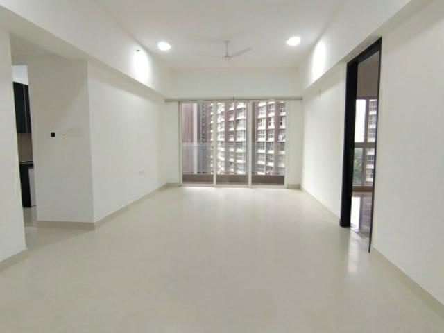 Resale | 3 BHK 1129 Sq.Ft. Apartment in Runwal Forests