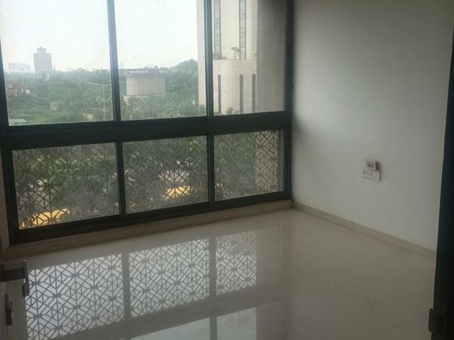 Resale | 3 BHK + 1130 Sq.Ft. Apartment in Lodha Palava Crown