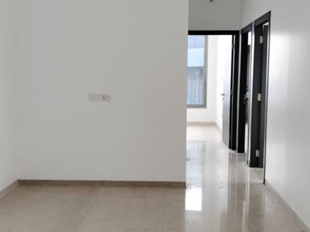 Resale | 3 BHK 1132 Sq.Ft. Apartment in Oberoi Sky City