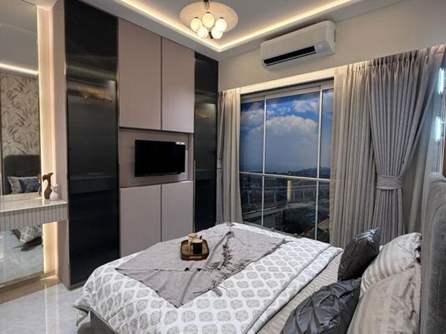 Resale | 3 BHK 1240 Sq.Ft. Apartment in Godrej Horizon Wadala