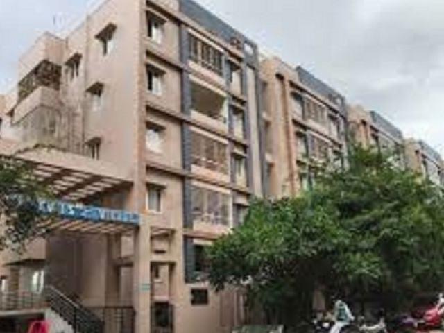 Resale | 3 BHK 1245 Sq.Ft. Apartment in Satwis Vielle