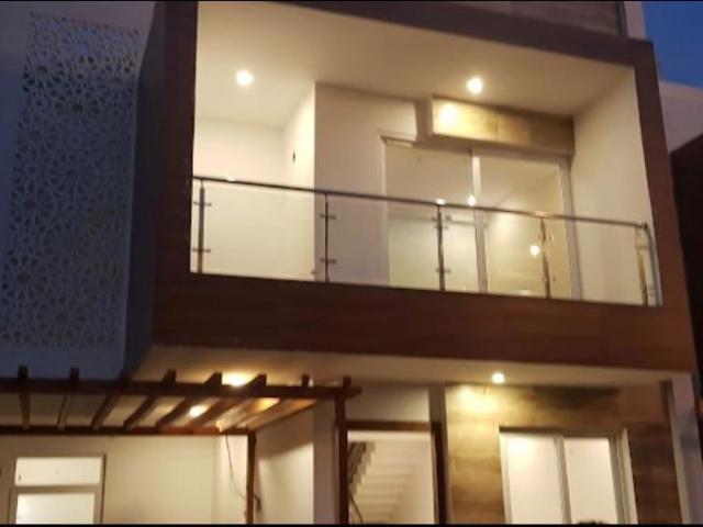 Resale | 3 BHK 1250 Sq.Ft. Villa in Gomti Nagar