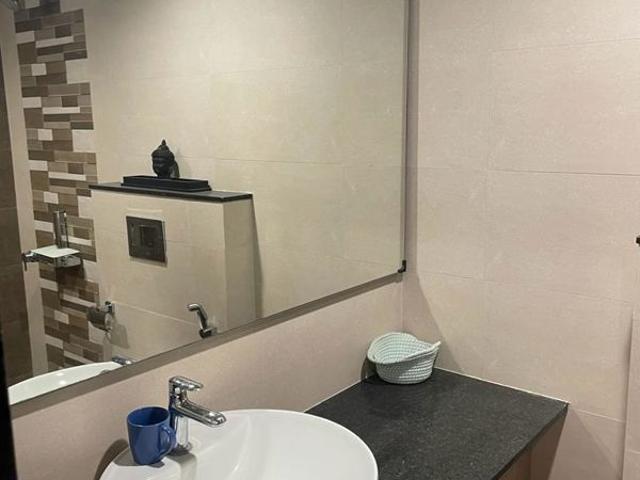 Resale | 3 BHK 1250 Sq.Ft. Apartment in Aloha Towers