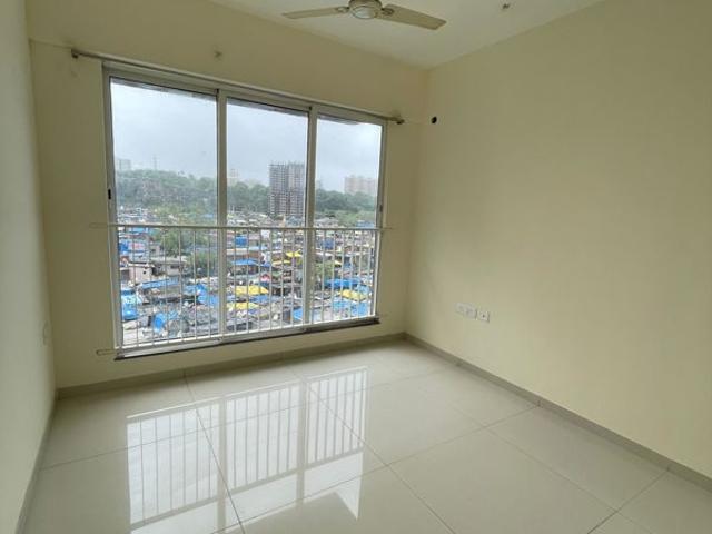 Resale | 3 BHK 1250 Sq.Ft. Apartment in Godrej Nest Kandivali