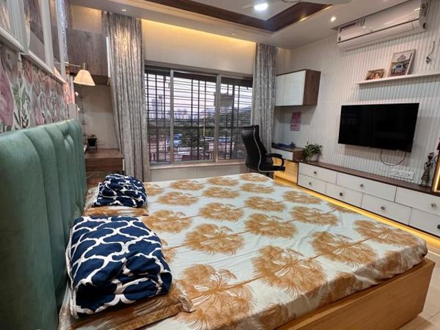 Resale | 3 BHK 1250 Sq.Ft. Apartment in Kalpataru Hills