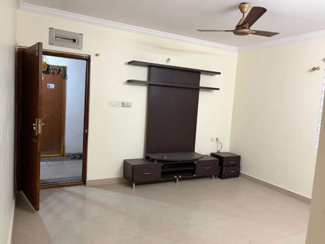 Resale | 3 BHK 1250 Sq.Ft. Apartment in Janapriya Arcadia