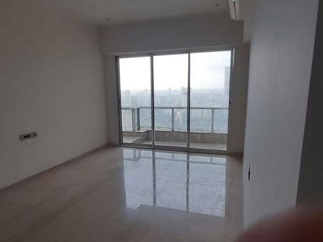 Resale | 3 BHK 1250 Sq.Ft. Apartment in Omkar Alta Monte