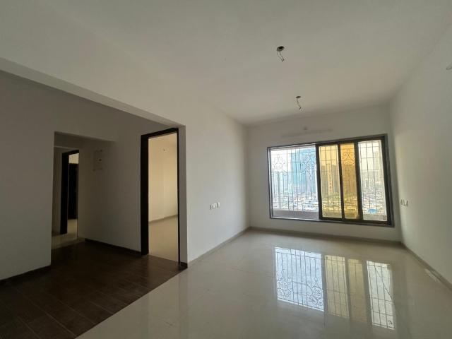 Resale | 3 BHK 1250 Sq.Ft. Apartment in Shree Niketan