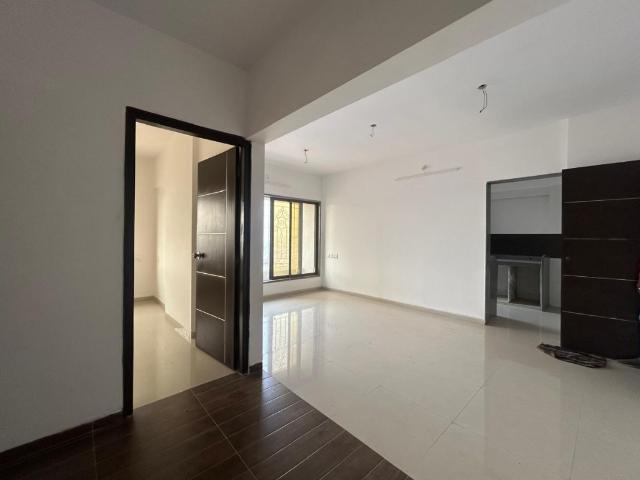 Resale | 3 BHK 1250 Sq.Ft. Apartment in Shree Niketan