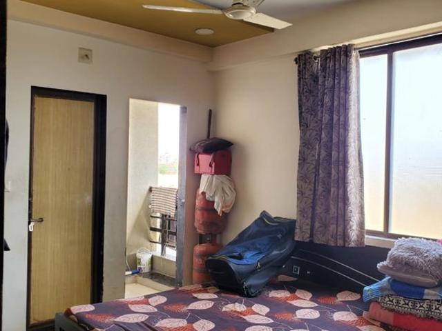 Resale | 3 BHK 1250 Sq.Ft. Apartment in Pride Purple Park Xpress