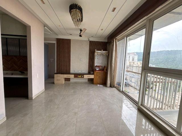 Resale | 3 BHK 1250 Sq.Ft. Apartment in Tata Serein