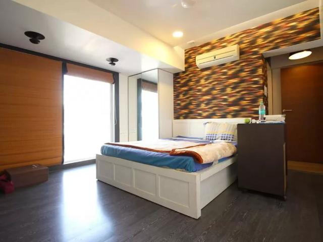 Resale | 3 BHK + 1252 Sq.Ft. Apartment in S Raheja Fairfield