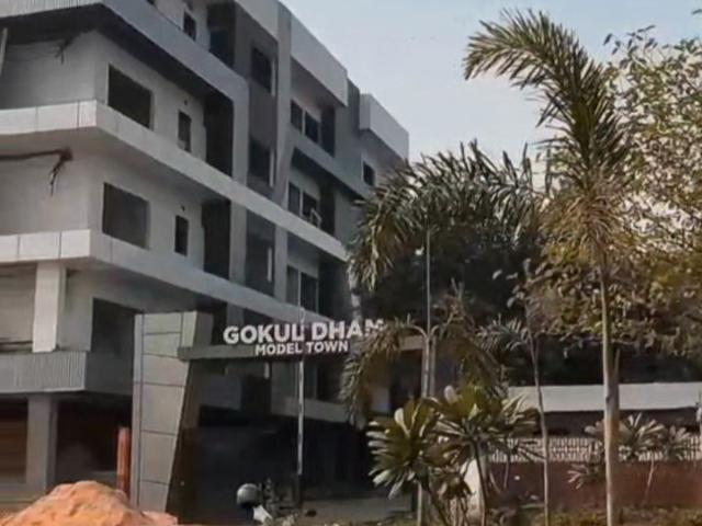Resale | 3 BHK 125 Sq.Yd. Apartment in Rohini Sector 25