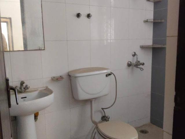Resale | 3 BHK 1260 Sq.Ft. Apartment in Shree Energy Classic Residency