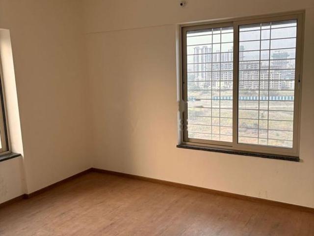 Resale | 3 BHK 1261 Sq.Ft. Apartment in Engineers IOS
