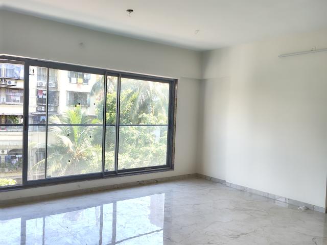 Resale | 3 BHK 1264 Sq.Ft. Apartment in Monarch West View