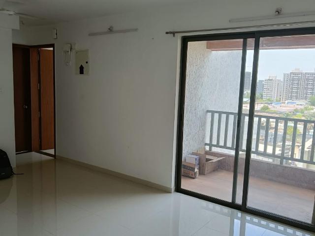 Resale | 3 BHK 1273 Sq.Ft. Apartment in RR Lunkad 66 Avenue