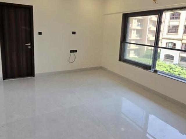 Resale | 3 BHK 1280 Sq.Ft. Apartment in Zindagi CHS