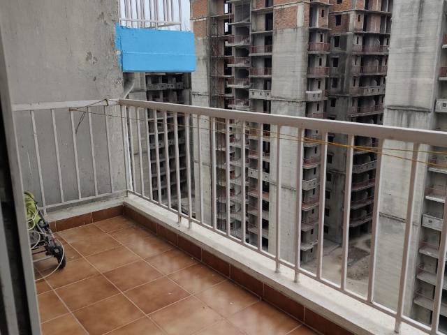 Resale | 3 BHK 1290 Sq.Ft. Apartment in Value Infra Meadows Vista1