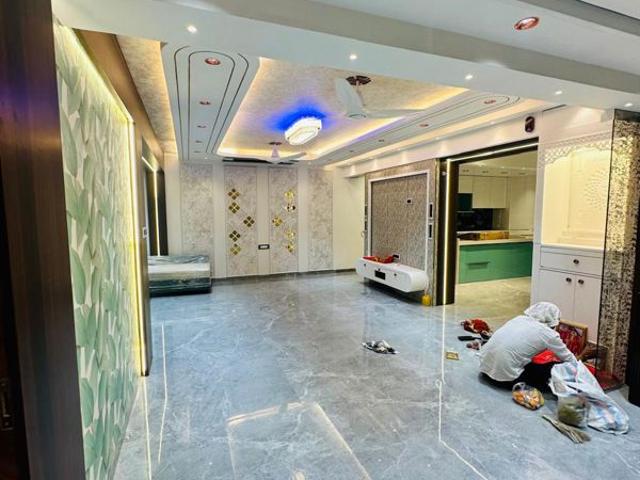 Resale | 3 BHK 1200 Sq.Ft. Apartment in Big Splash