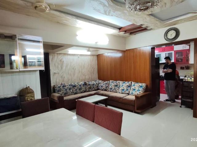 Resale | 3 BHK 1200 Sq.Ft. Apartment in Bramha Skycity Apartment