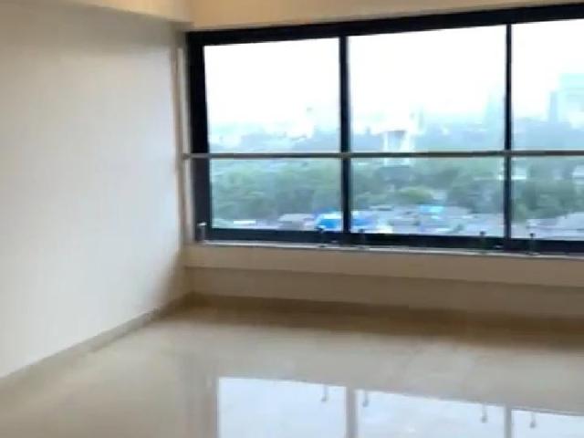 Resale | 3 BHK 1200 Sq.Ft. Apartment in Godrej Platinum Mumbai