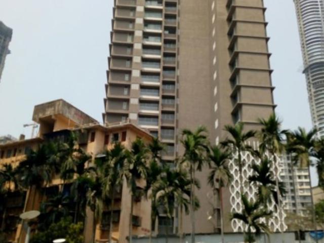 Resale | 3 BHK 1200 Sq.Ft. Apartment in Darsshan Ricco