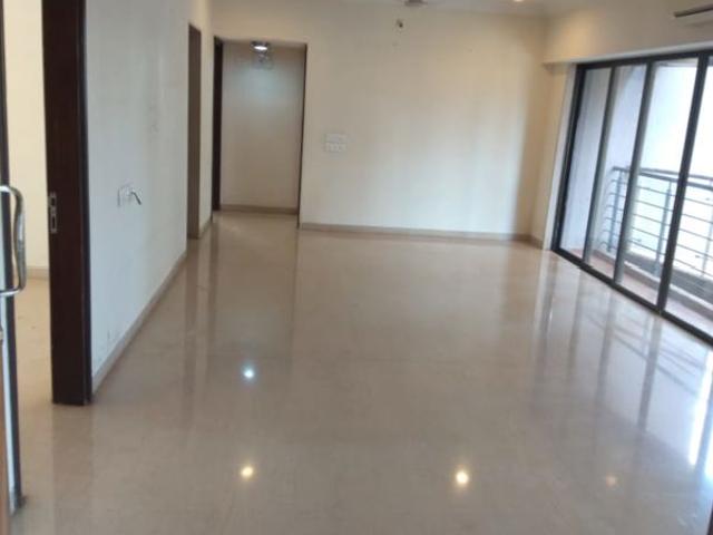 Resale | 3 BHK 1200 Sq.Ft. Apartment in Ekta Park Vista