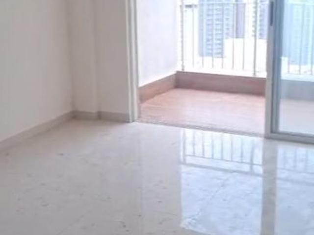 Resale | 3 BHK 1200 Sq.Ft. Apartment in Platinum Life