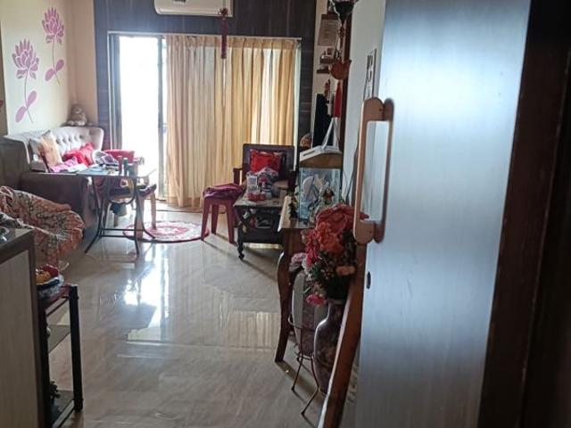 Resale | 3 BHK + 1200 Sq.Ft. Apartment in Regency Heights