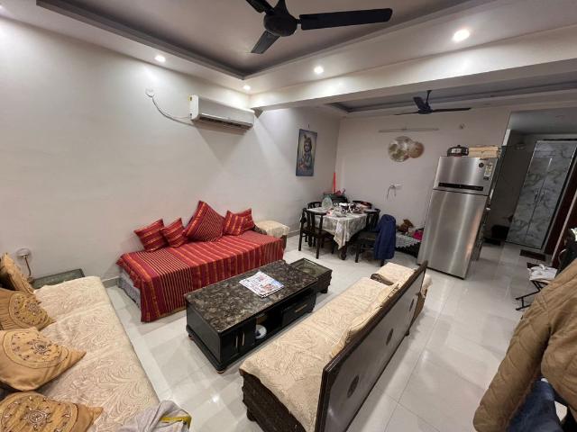 Resale | 3 BHK + 1200 Sq.Ft. Apartment in Vikas Puri