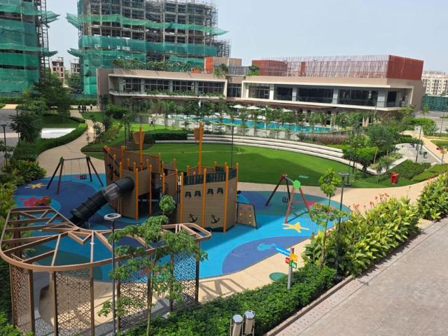 Resale | 3 BHK + 1205 Sq.Ft. Apartment in Ashiana Amarah