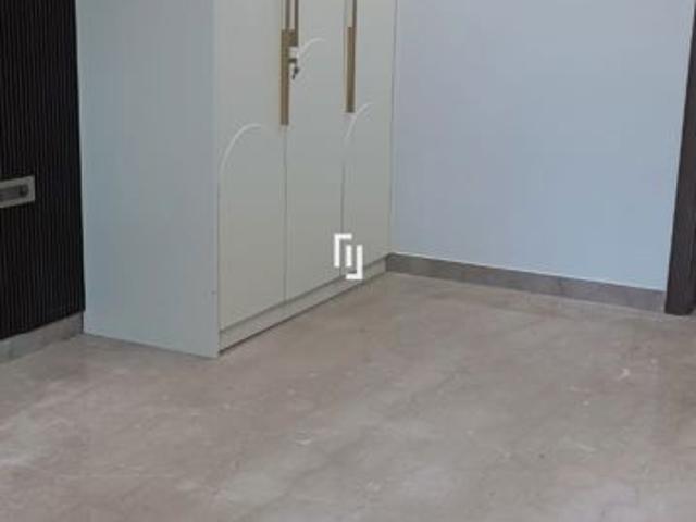 Resale | 3 BHK 120 Sq.Yd. Apartment in Janakpuri