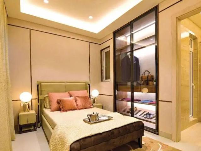 Resale | 3 BHK + 1223 Sq.Ft. Apartment in Godrej Five Gardens