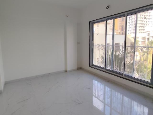 Resale | 3 BHK 1220 Sq.Ft. Apartment in Shree Park Altezza