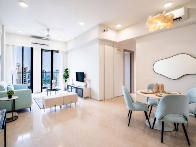 Resale | 3 BHK 1236 Sq.Ft. Apartment in Rustomjee Seasons