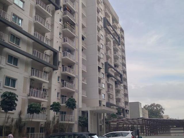 Resale | 3 BHK 1345 Sq.Ft. Apartment in L&T Raintree Boulevard