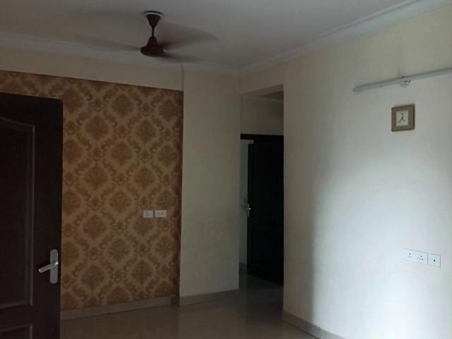 Resale | 3 BHK 1345 Sq.Ft. Apartment in Meenal Balmukund Residency