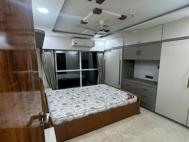 Resale | 3 BHK 1350 Sq.Ft. Apartment in Amrapali Heartbeat City