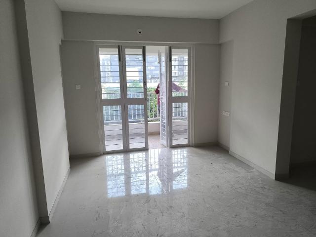 Resale | 3 BHK 1350 Sq.Ft. Apartment in Austin Arena