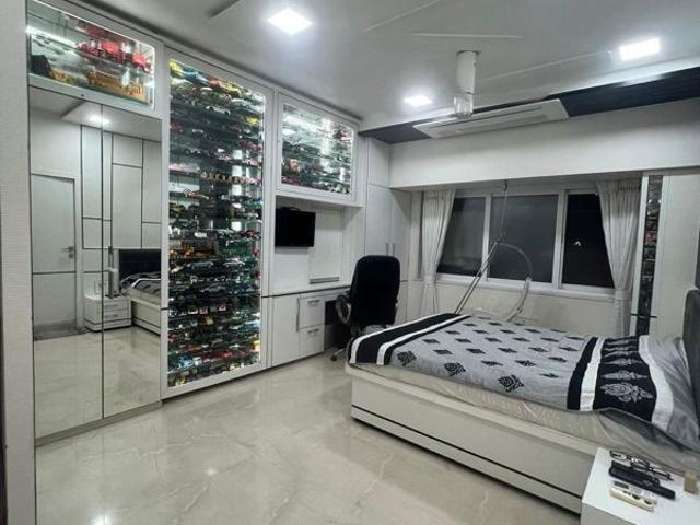 Resale | 3 BHK 1350 Sq.Ft. Apartment in Mahavir Nagar