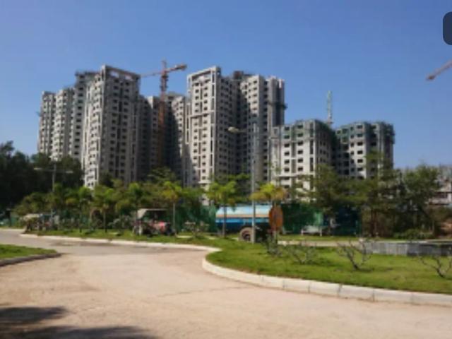 Resale | 3 BHK 1350 Sq.Ft. Apartment in Shriram Greenfield